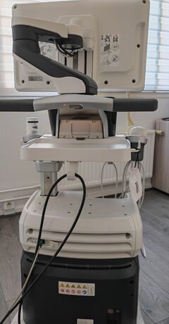 echographe hitachi-Arietta 65 4D reconditionné 3 sondes